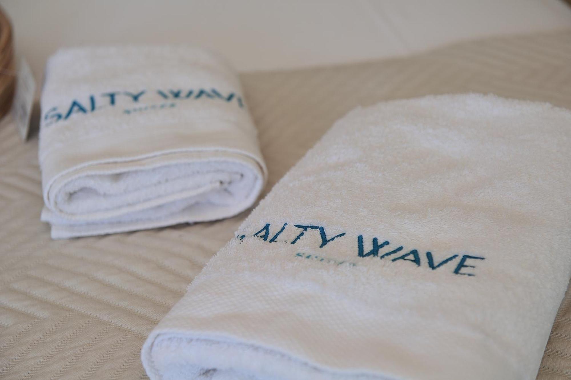 Salty Wave Suites スキアトスタウン エクステリア 写真